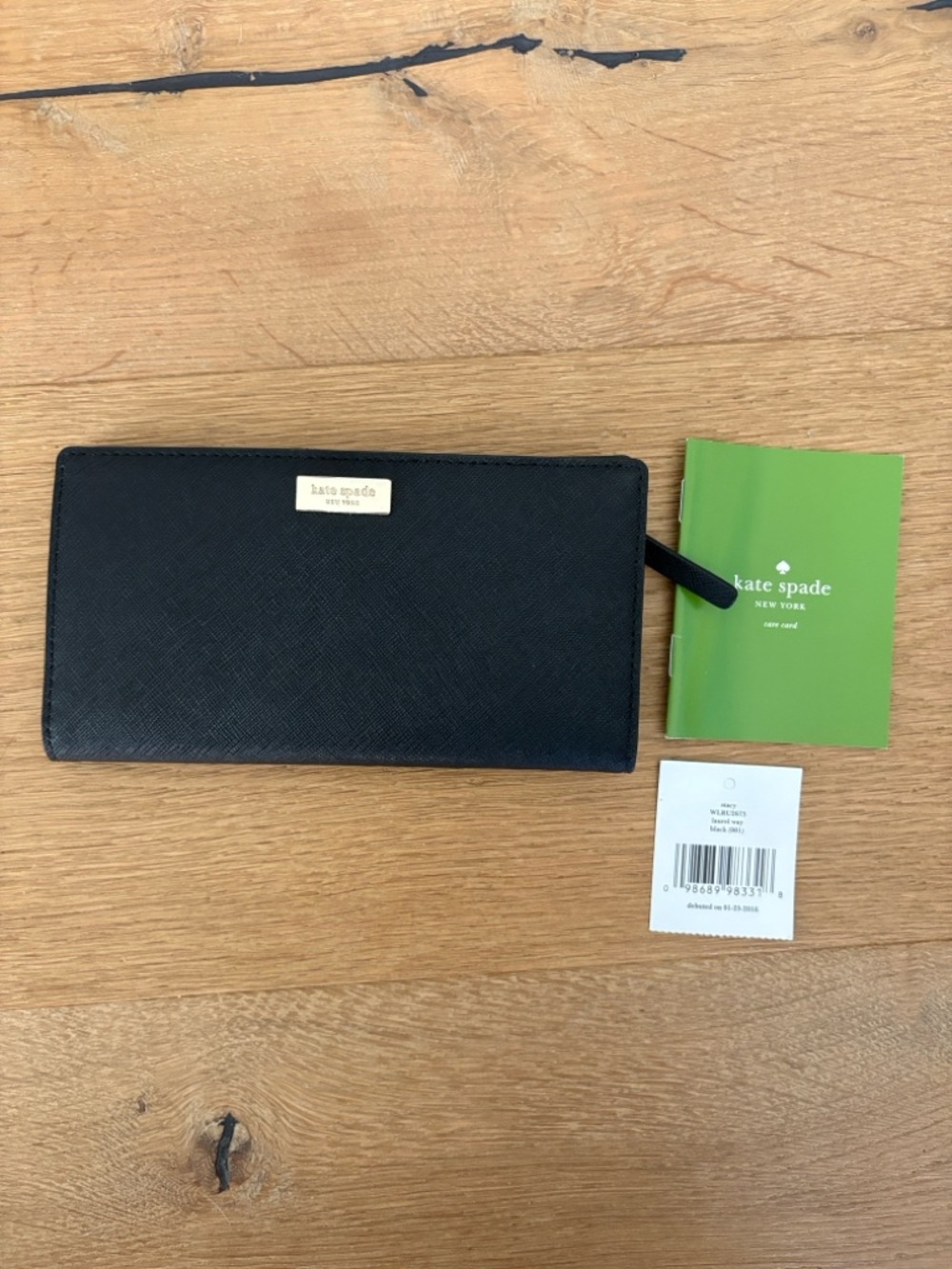 NWT kate spade Black Saffiano Leather Wallet with Gold Plaque